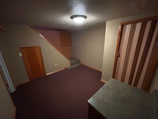 Building Photo - Charming 4 Bed, 1 Bath Home in Spokane Val...