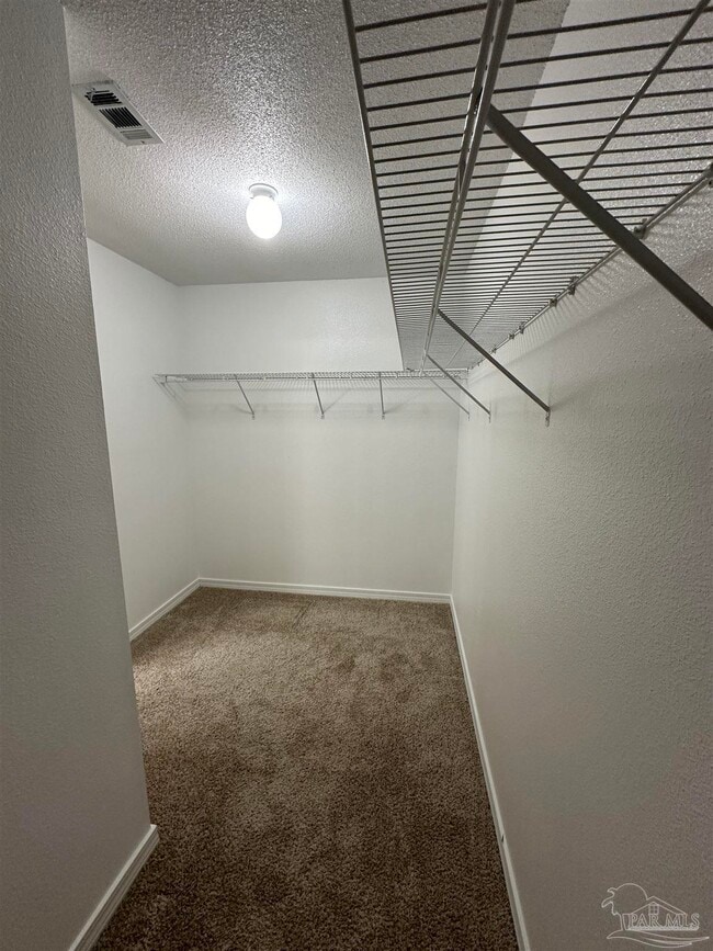 Building Photo - 632 Batten Blvd