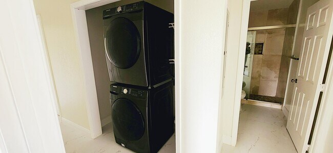 Building Photo - 11128 59th St N