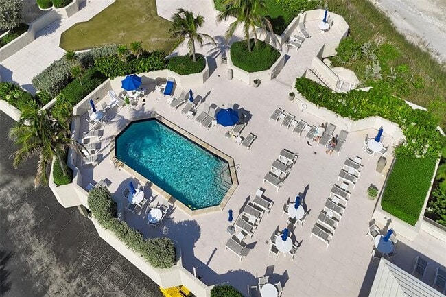 Building Photo - 5510 N Ocean Dr