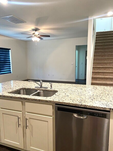 Building Photo - 7044 Turnberry Highlands Cv