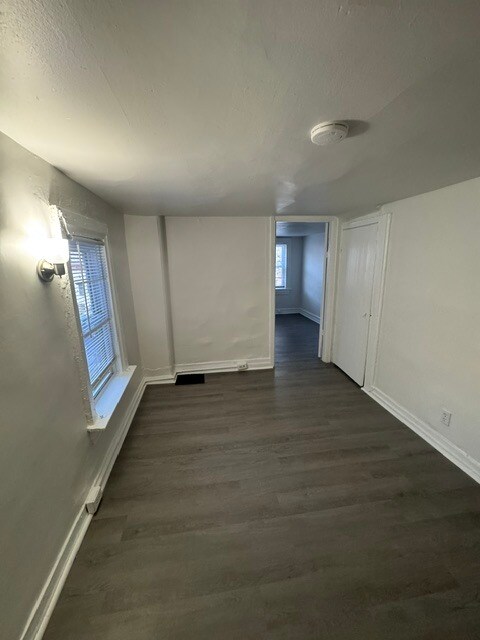 Building Photo - 409 Beech St