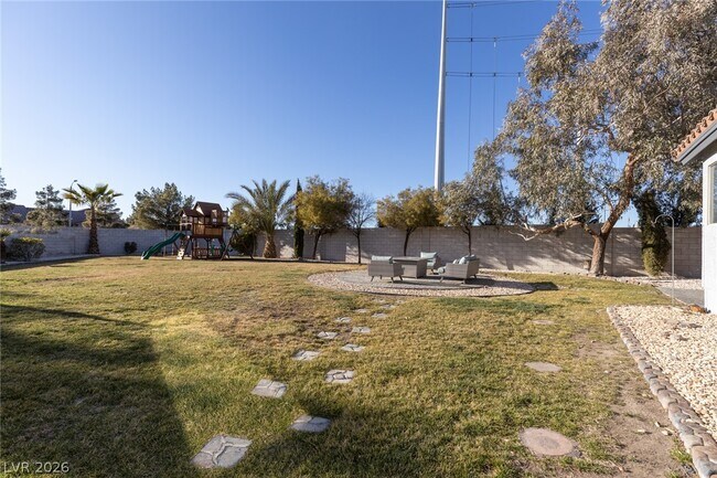 Building Photo - 1596 Bozeman Dr