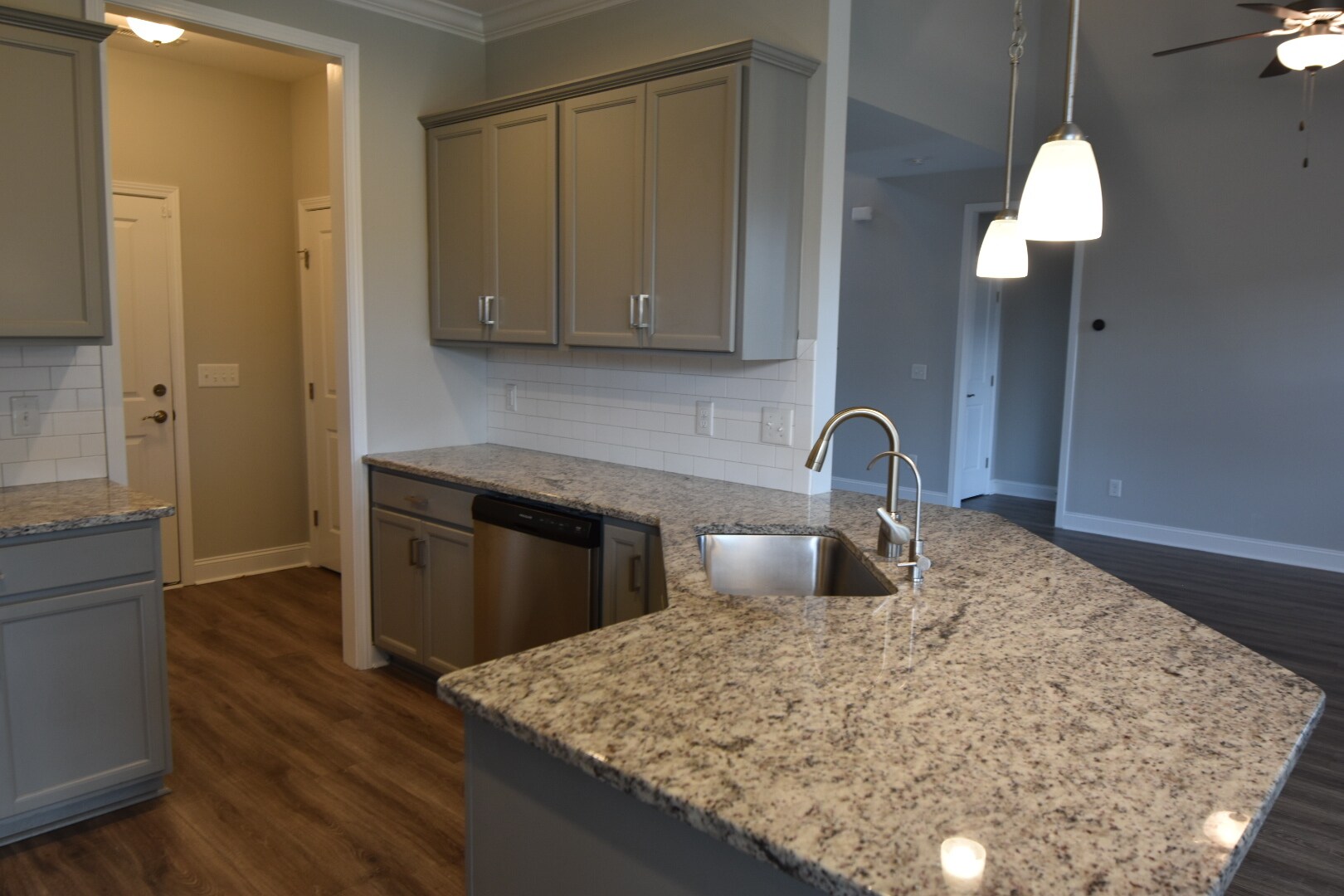 Building Photo - 1308 Teddy Rd