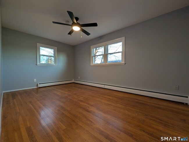 Building Photo - 189 Melrose Rd