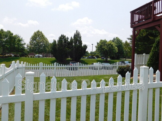 Building Photo - 8197 Belton Cir
