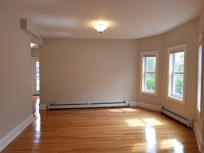 Building Photo - 231 Boston Ave
