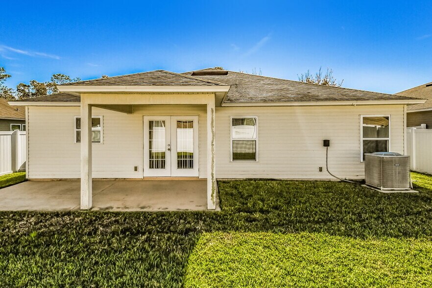 Building Photo - 1304 Camp Ridge Ln