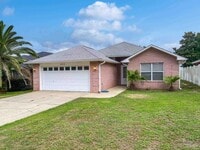 Building Photo - 4606 Isles Dr