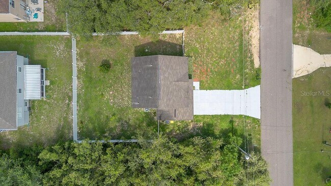 Building Photo - 303 Anchovie Ct