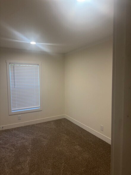 bedroom2 - 9039 Teal Dr