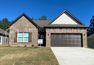 Building Photo - MOVE IN SPECIAL!! Home for Rent in Jasper, AL!!! AVAILABLE NOW!! Sign a 13 Month Lease by 7/15/26...