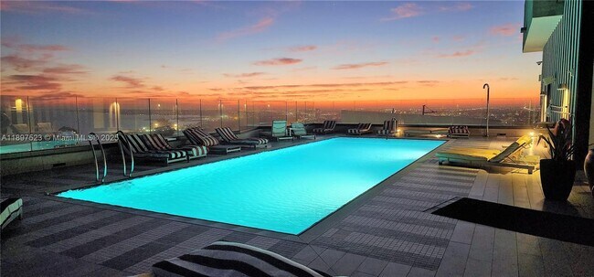 Building Photo - 1300 S Miami Ave