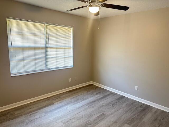 Building Photo - 3095 Brookside Dr NW