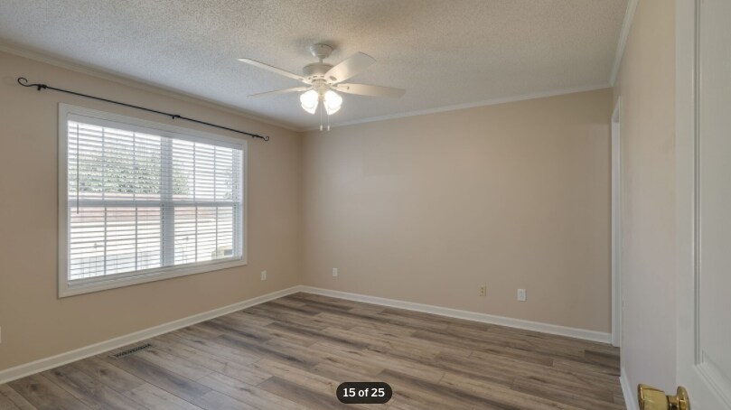 Building Photo - 305 Brittany Park Pl