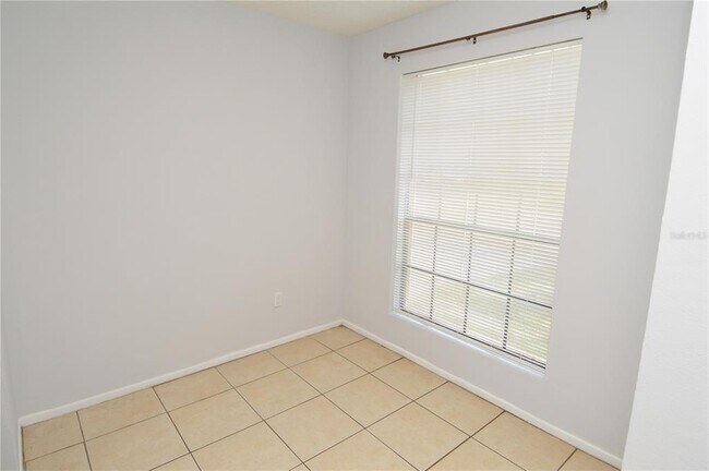 Building Photo - 8702 Mallard Reserve Dr