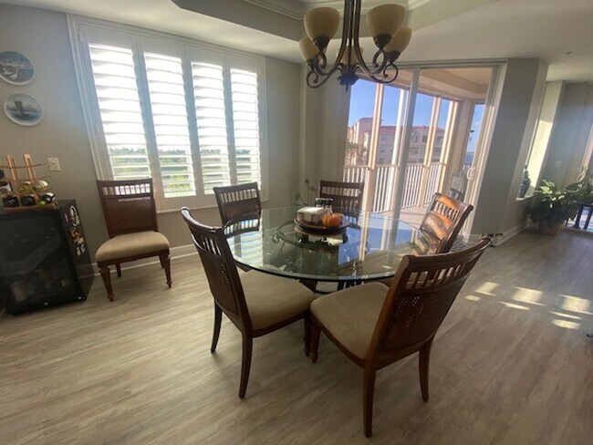 Building Photo - 15160 Harbour Isle Dr
