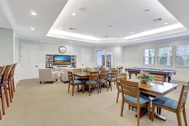 Building Photo - 5500 Bentgrass Dr