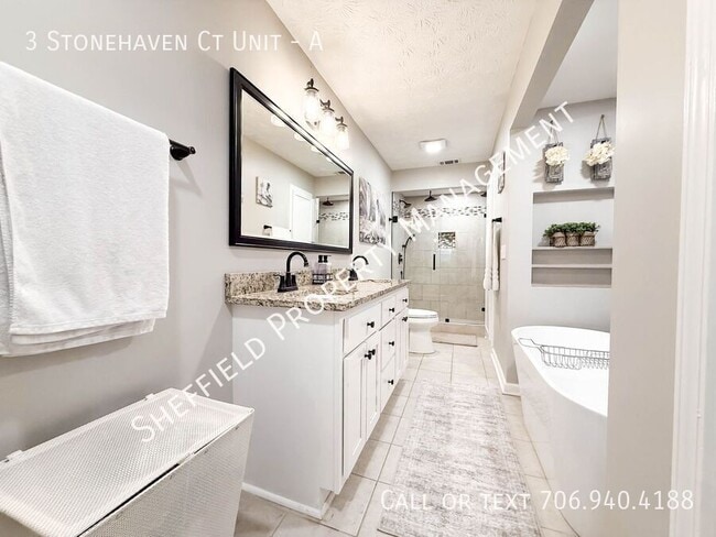 Building Photo - 3 Stonehaven Ct