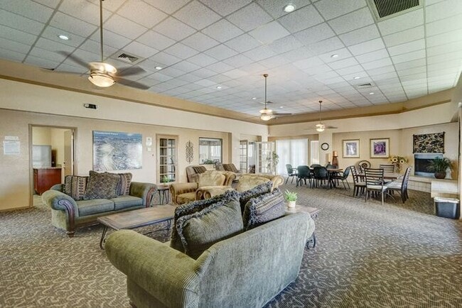 Building Photo - READY TO VIEW NOW! -FIRST MONTH RENT FREE-...