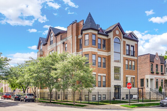 Building Photo - 4956 S Champlain Ave