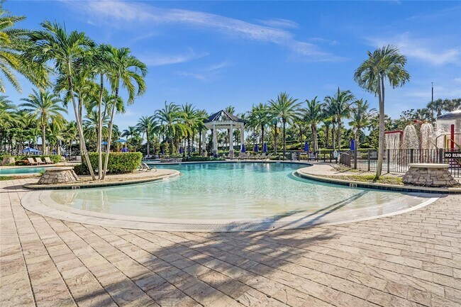 Building Photo - 10590 Mira Vista Dr