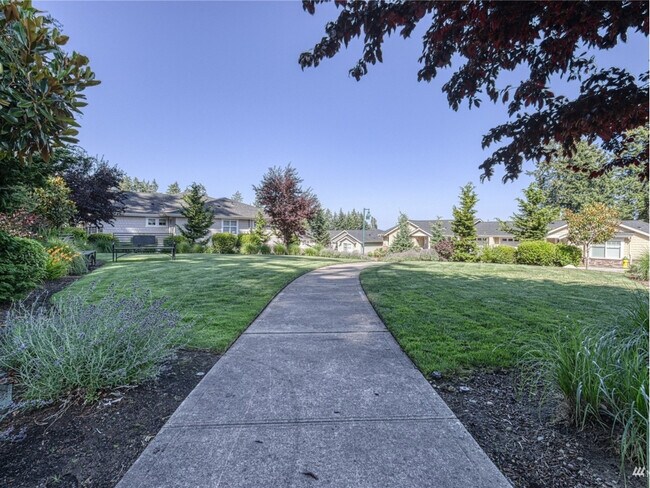 Building Photo - 6554 Hunt Highlands Loop