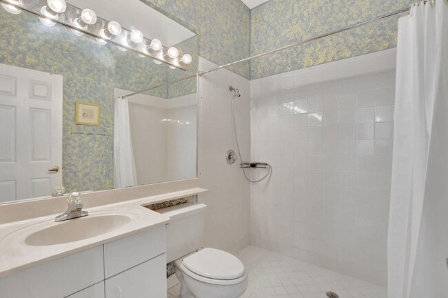Building Photo - 23088 Via Stel