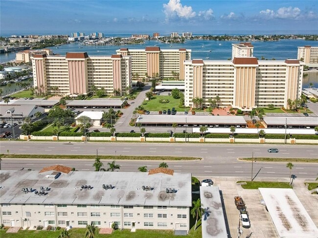 Building Photo - 4455 Duhme Rd