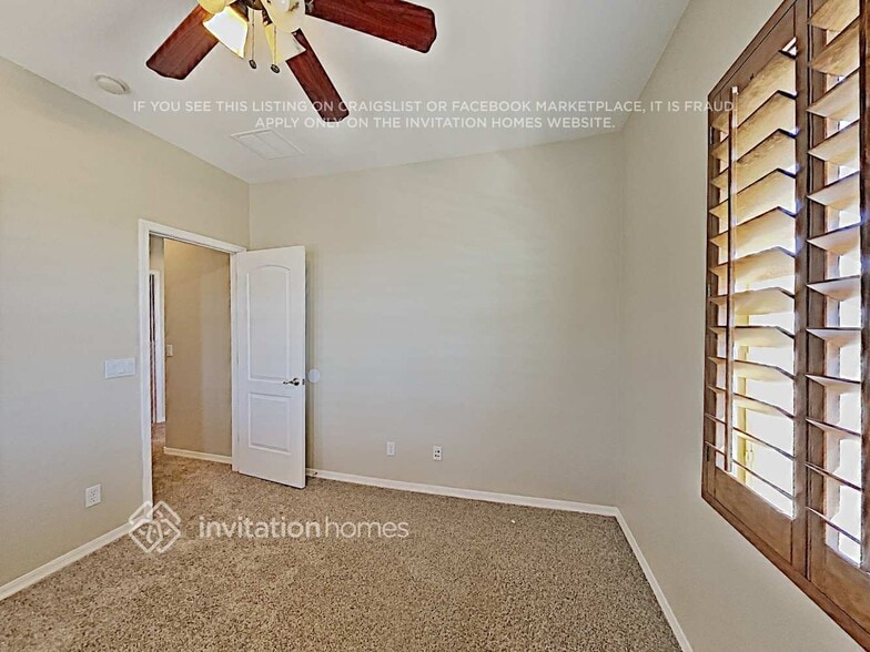 Building Photo - 20555 W Maiden Ln