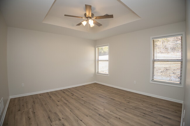 Building Photo - 836 El Dorado Dr