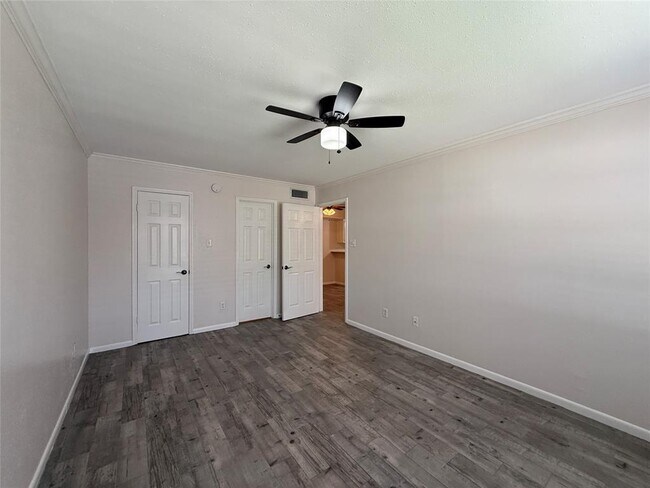 Building Photo - 2250 Bering Dr