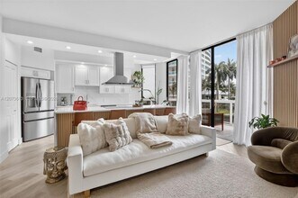 Building Photo - 20185 E Country Club Dr