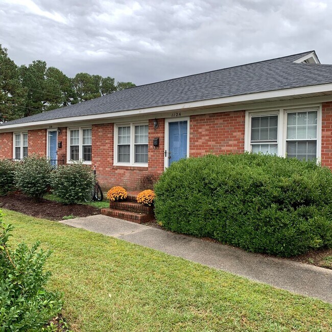 Building Photo - 112 Stancil Dr.