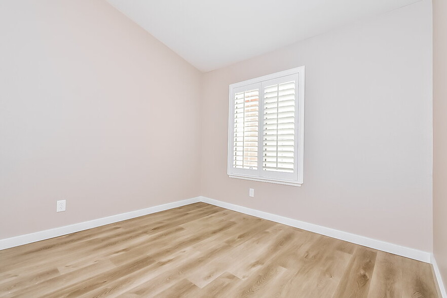 Building Photo - 4804 Crimson Glory Ln