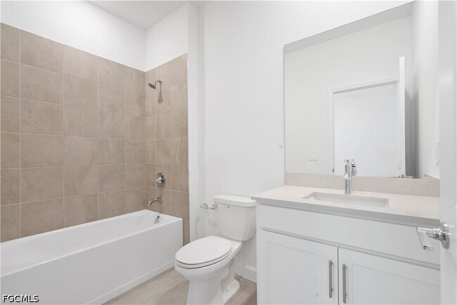 Building Photo - 14735 Bluewater Rd