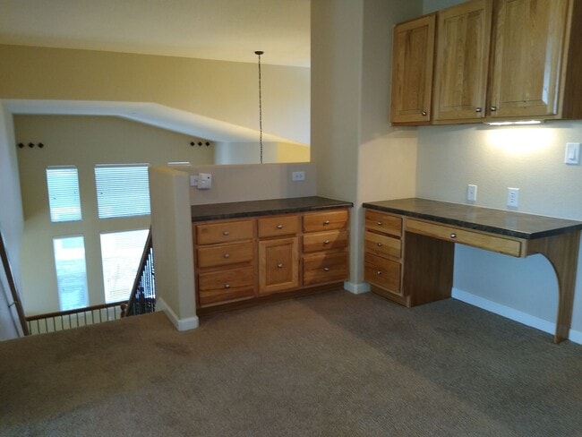 Building Photo - Absolutely Stunning West Arvada/Golden Gem...