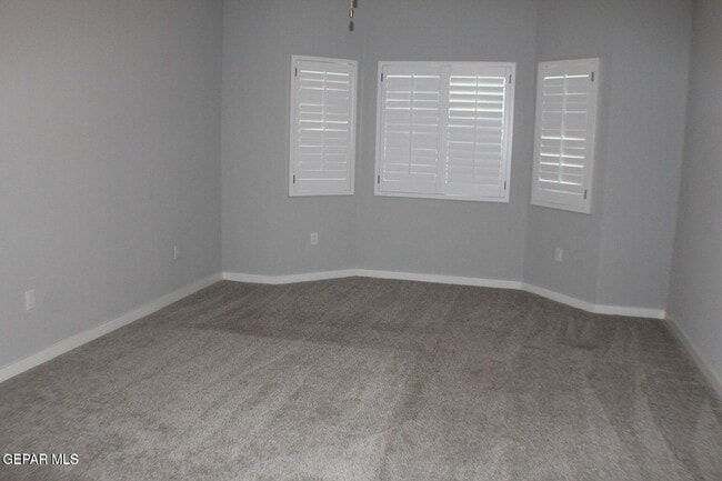 Building Photo - 940 Abe Goldberg Dr