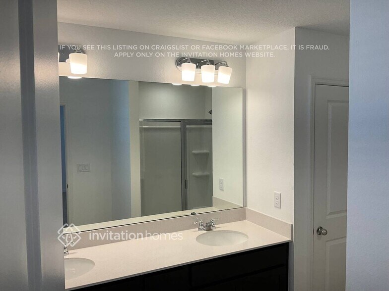 Building Photo - 5830 Sagebrush Aly