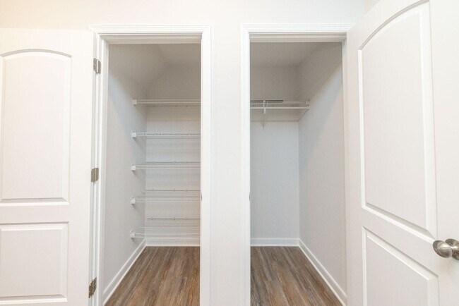 Building Photo - 5920 Whitehurst Ln