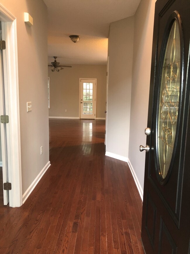 Building Photo - 1343 Chadwick Shores Dr