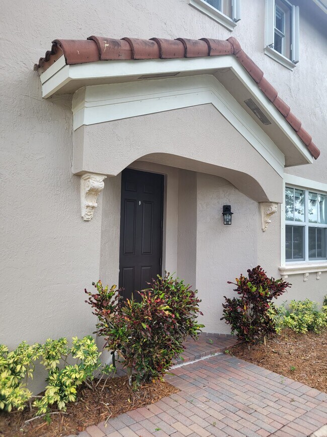 Building Photo - 14976 SW 23rd St