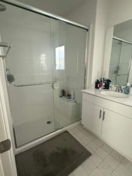 Building Photo - 3450 E Ketring Ct