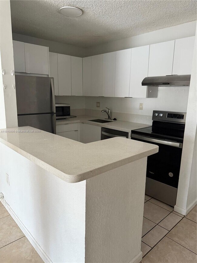 Building Photo - 15600 SW 80th St