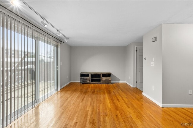 Building Photo - 4307 Candlelight Ln