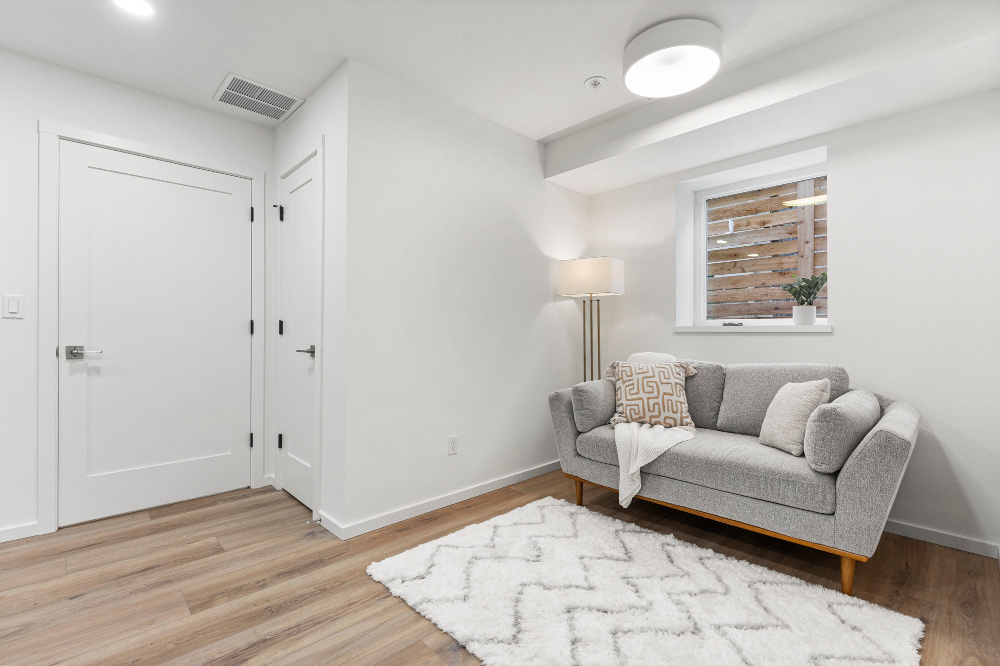 Building Photo - 591 NE Tillamook St