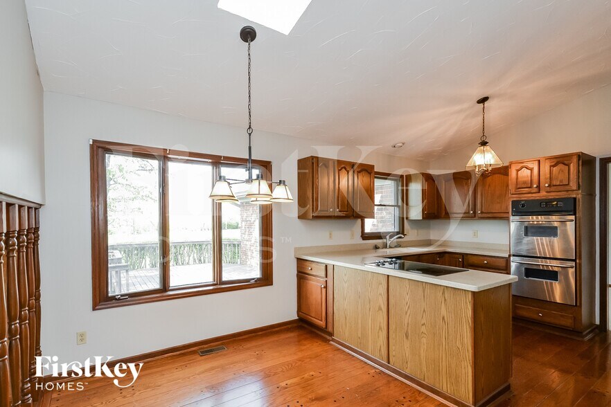 Building Photo - 5668 Eagle Nest Ct