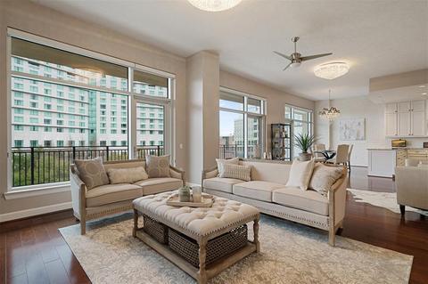 Building Photo - 3 Waterway Square Pl