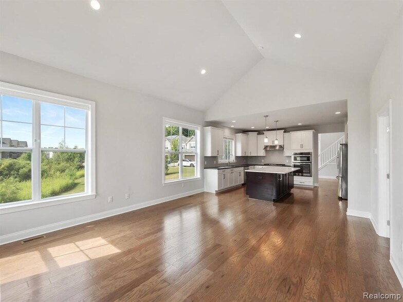 Building Photo - 3017 N Spurway Dr