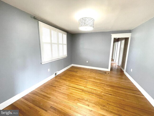 Building Photo - 1365 Davisville Rd